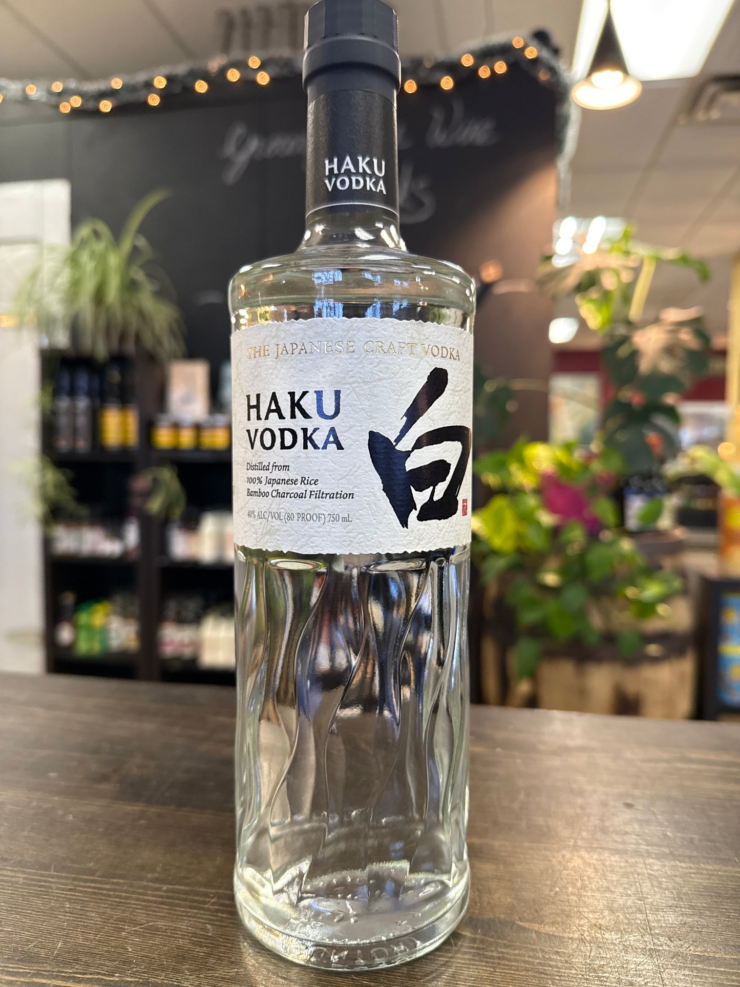 Suntory Haku Vodka, Japan