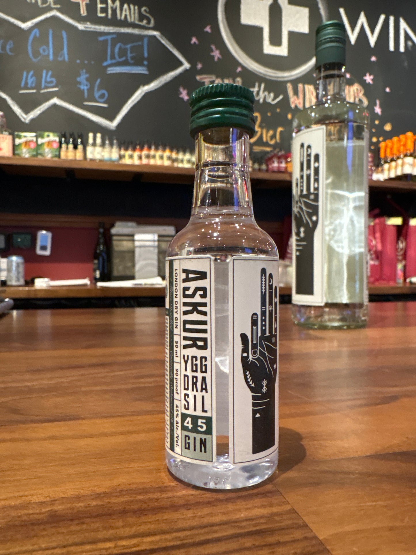 Askur Yggdrasil London Dry Gin, UK